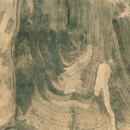 Satellite imagery of Pushtah-ye Ḩowẕ-e Murād, AF