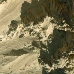 Satellite imagery of Kōh-e Kalnāz, AF