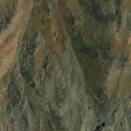 Satellite imagery of Qafzārō Qōmarghān, AF
