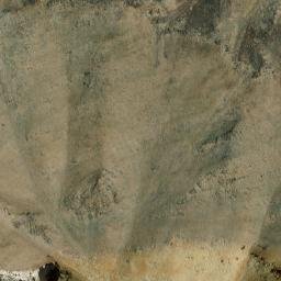 Satellite imagery of Qafzārō Qōmarghān, AF