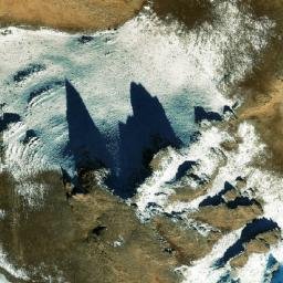 Satellite imagery of Māndêh-ye Ghowchak, AF