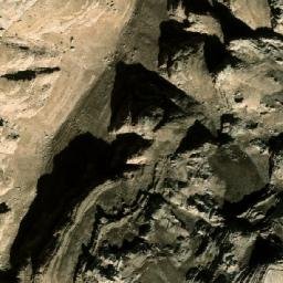 Satellite imagery of Gildān, AF