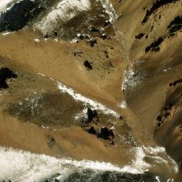 Satellite imagery of Miyānah Band-e Isārō Ghujūr, AF