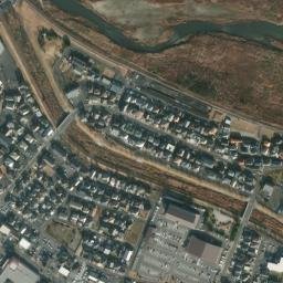Satellite imagery of 上野城史跡境界, JP