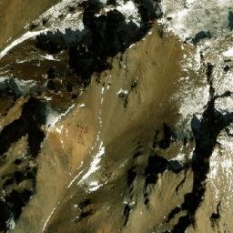 Satellite imagery of Tōp-e Ma‘şūm, AF