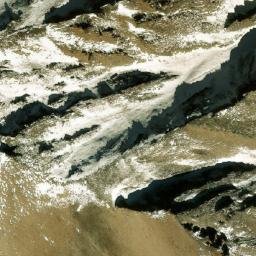 Satellite imagery of Tōp-e Ma‘şūm, AF