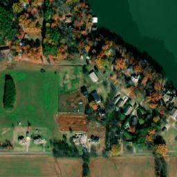 Satellite imagery of Saltpeter Cave Bluff, US
