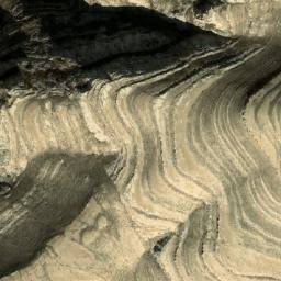 Satellite imagery of Khūlah-ye Alinjak, AF