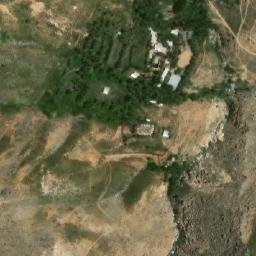 Satellite imagery of Kūh-e Chahār Zamīn, IR