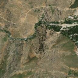 Satellite imagery of Kūh-e Chahār Zamīn, IR