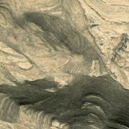 Satellite imagery of Khūlah-ye Alinjak, AF