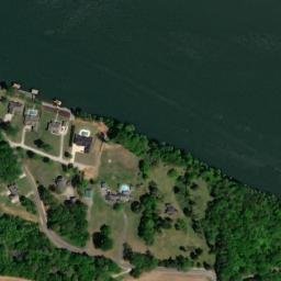 Satellite imagery of Pride Bluff, US