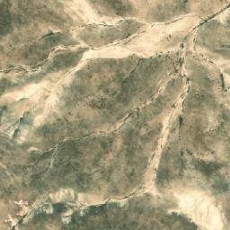 Satellite imagery of Ţaraq Şawwānat al Ḩasw, SY