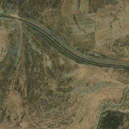 Satellite imagery of Z̧ahr ash Shaykh Maḩmūd, SY