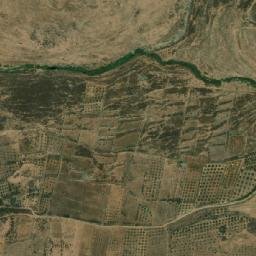 Satellite imagery of Z̧ahr ash Shaykh Maḩmūd, SY