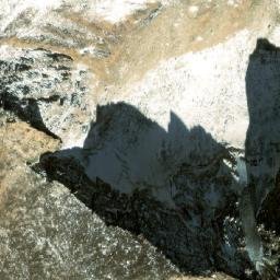 Satellite imagery of Kōh-e Yakhzadah, AF