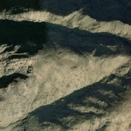 Satellite imagery of Yāsīn Ghunḏêy, AF