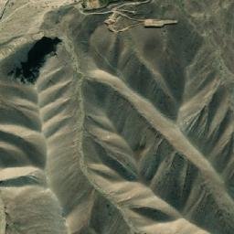 Satellite imagery of Dê Zangūrah Ghar, AF