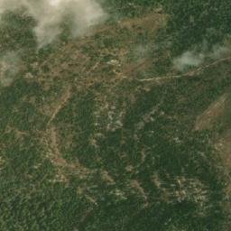 Satellite imagery of Ksaret Salloum el Bitar, LB