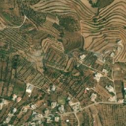 Satellite imagery of Dhour Oum Makhoul, LB