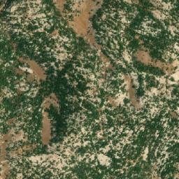 Satellite imagery of Khaoukh Bzaza, LB