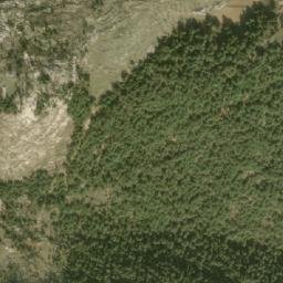 Satellite imagery of Aarid er Rous, LB