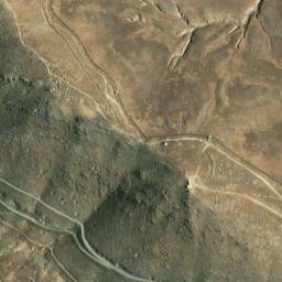 Satellite imagery of Kōh-e Chaṟāndāz, AF