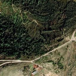 Satellite imagery of Tallet Aarbayé, LB