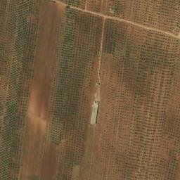 Satellite imagery of Ḑahrat Ḩamad, SY