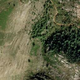 Satellite imagery of Esh Shittah, LB