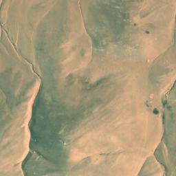 Satellite imagery of Tulūl Ţaraq al Ghanam, SY