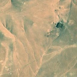 Satellite imagery of Tulūl Ţaraq al Ghanam, SY