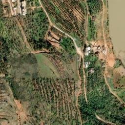 Satellite imagery of Ez Zrâzîra, LB