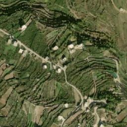 Satellite imagery of Harf Ksâret Mahmoûd, LB