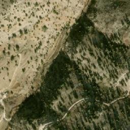 Satellite imagery of El Jozaïnîyé, LB