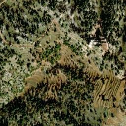 Satellite imagery of Kahf Dahr ed Dàoulé, LB