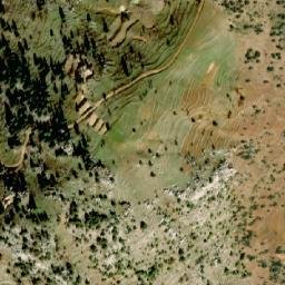 Satellite imagery of Kahf Dahr ed Dàoulé, LB