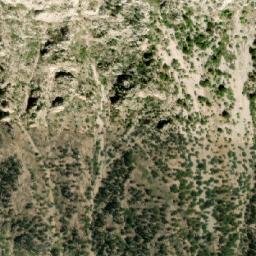 Satellite imagery of Kahf Dahr ed Dàoulé, LB