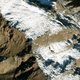 Satellite imagery of Kōh-e Burj-e Surkh, AF