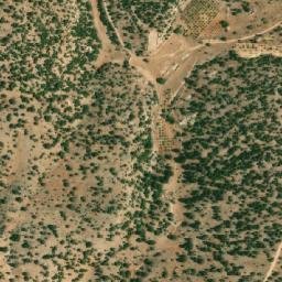 Satellite imagery of Râs Aaqabet Zighrine, LB