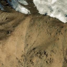 Satellite imagery of Khūlah-ye Distāsak, AF