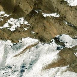 Satellite imagery of Munāray Kanḏow, AF