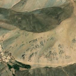 Satellite imagery of Mīānah Band-e Sōkhtah wa Sang-e Shāndah, AF