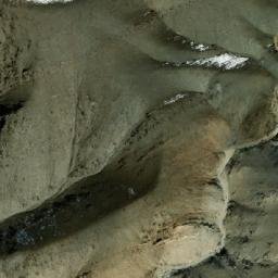 Satellite imagery of Kamlī Ghās̲h̲ē, AF