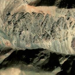 Satellite imagery of Pushtah-ye Qowī Ḩayāt, AF