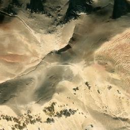Satellite imagery of Pitāw-e Surkh, AF