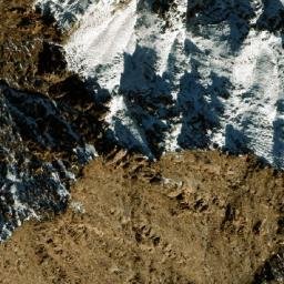 Satellite imagery of Tōr Kanḏow, AF