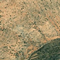 Satellite imagery of Choaab el Ghamîq, LB