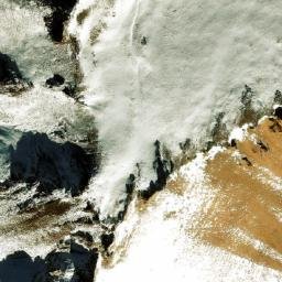 Satellite imagery of Kōh-e Sar-e Pōrī, AF