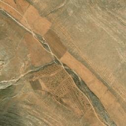 Satellite imagery of Shumays al Maqāţir, SY